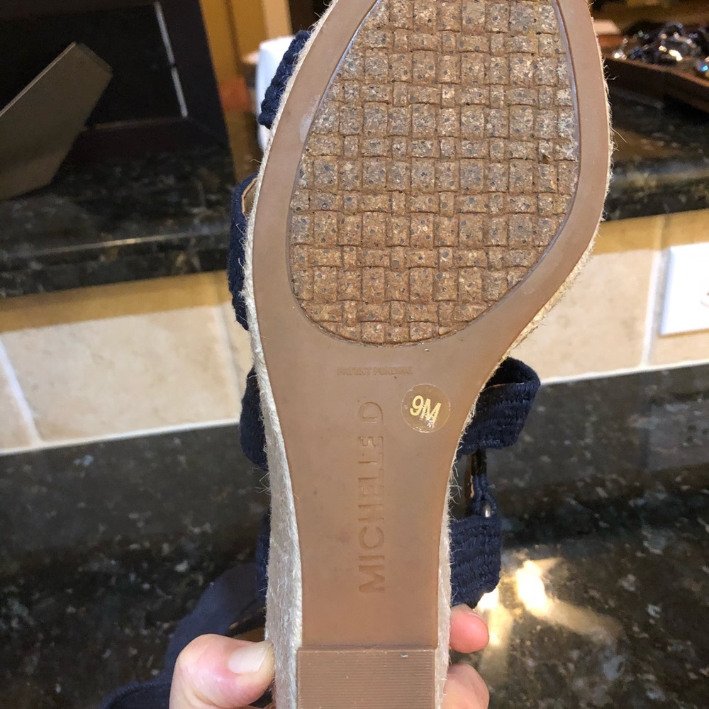 Sandals - Picture 6 of 6